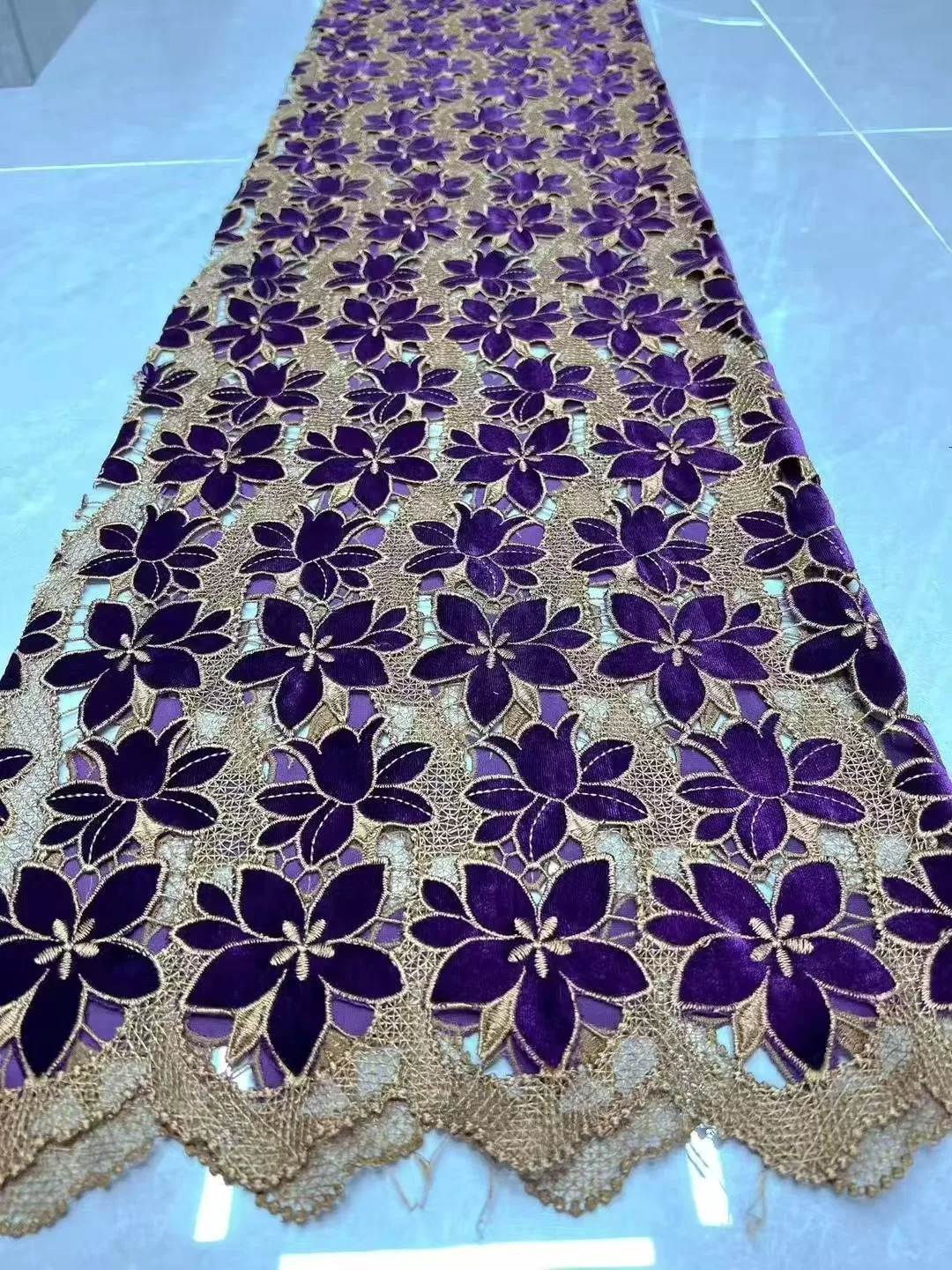 

Fashion African Velvet Lace Fabrics High Quality Women Party Women Embroidery Nigerian French Lace Materials For Wedding Sewing