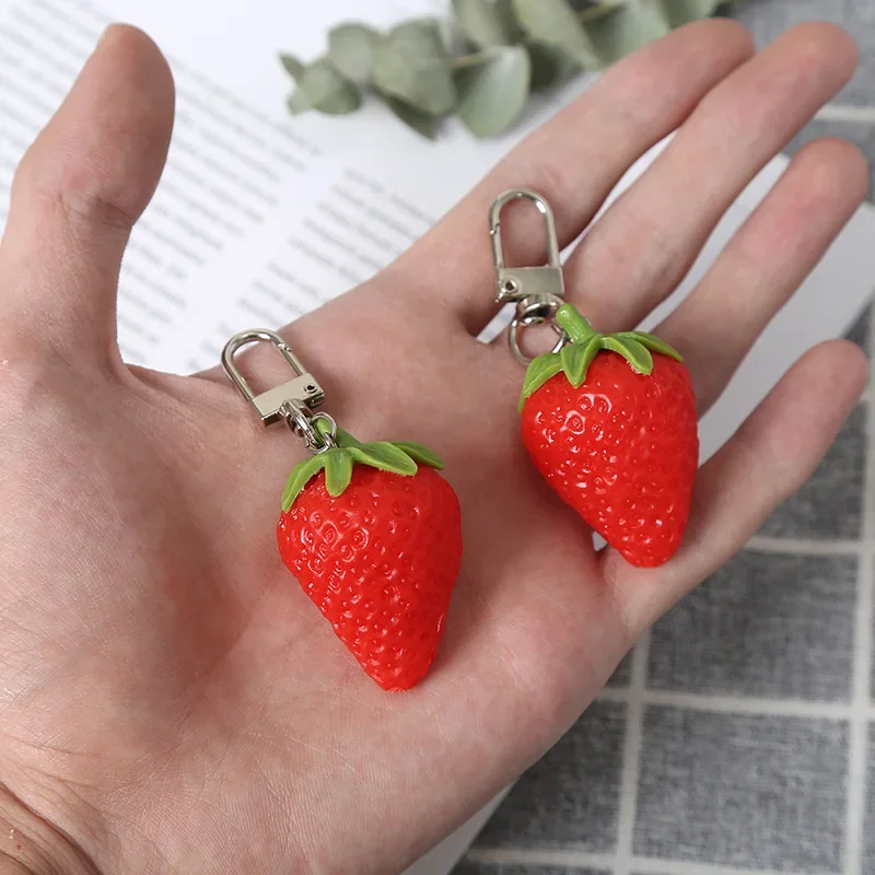 New simulation strawberry key chain creative model lovely fruit bag car pendant llaveros Women ornaments jewelry gift Trinkets