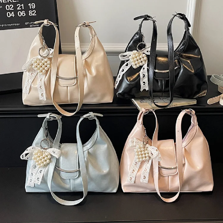 

2026 New French Niche Bag for Women, High-end Sense Versatile Shoulder Bag, Fashion Retro Commute Crossbody Bag