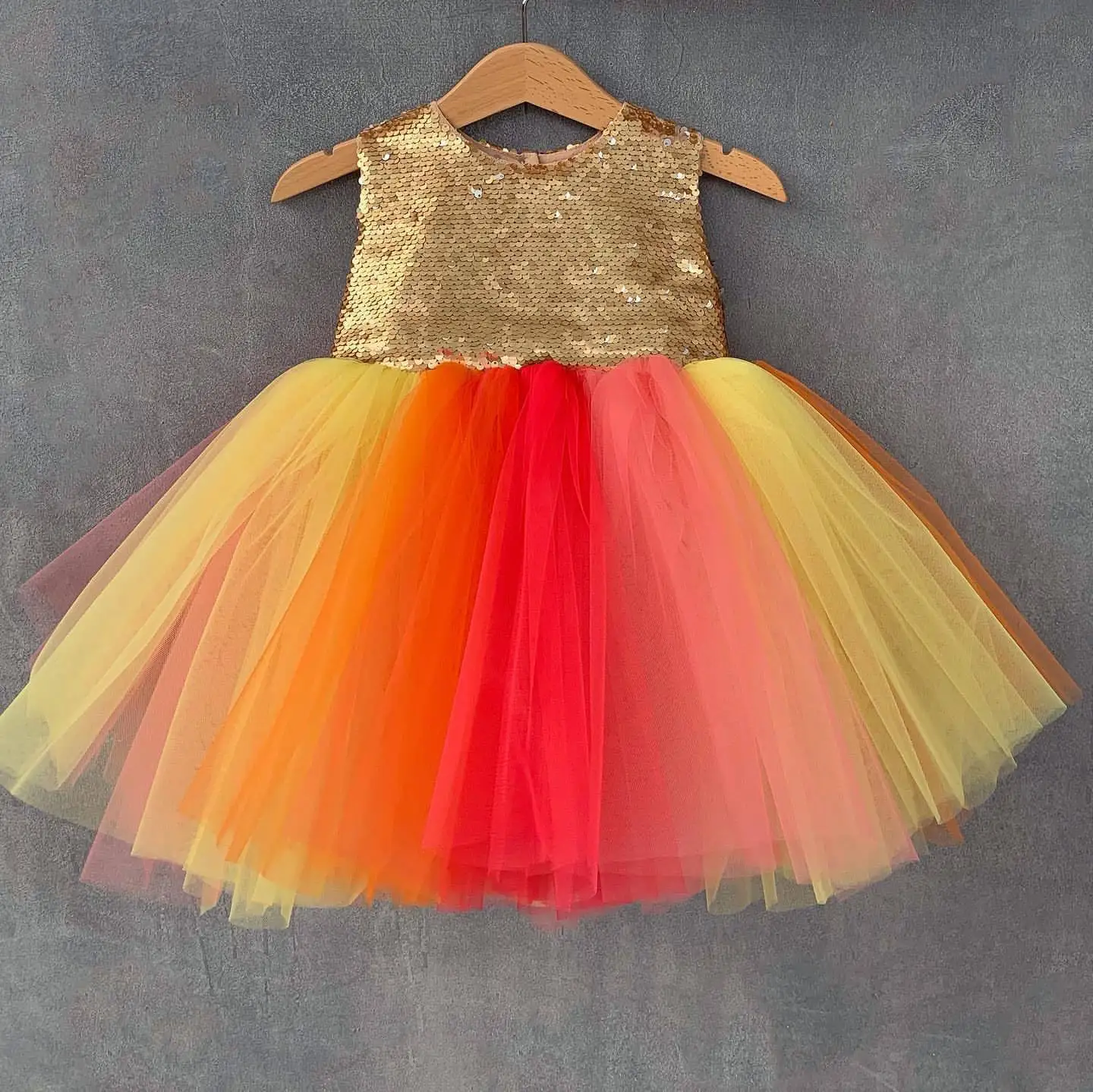 Baby Girls birthday party Golden sequin bow tutu Sleeveless Rainbow tulle dress for wedding Flower girl ball communion dress