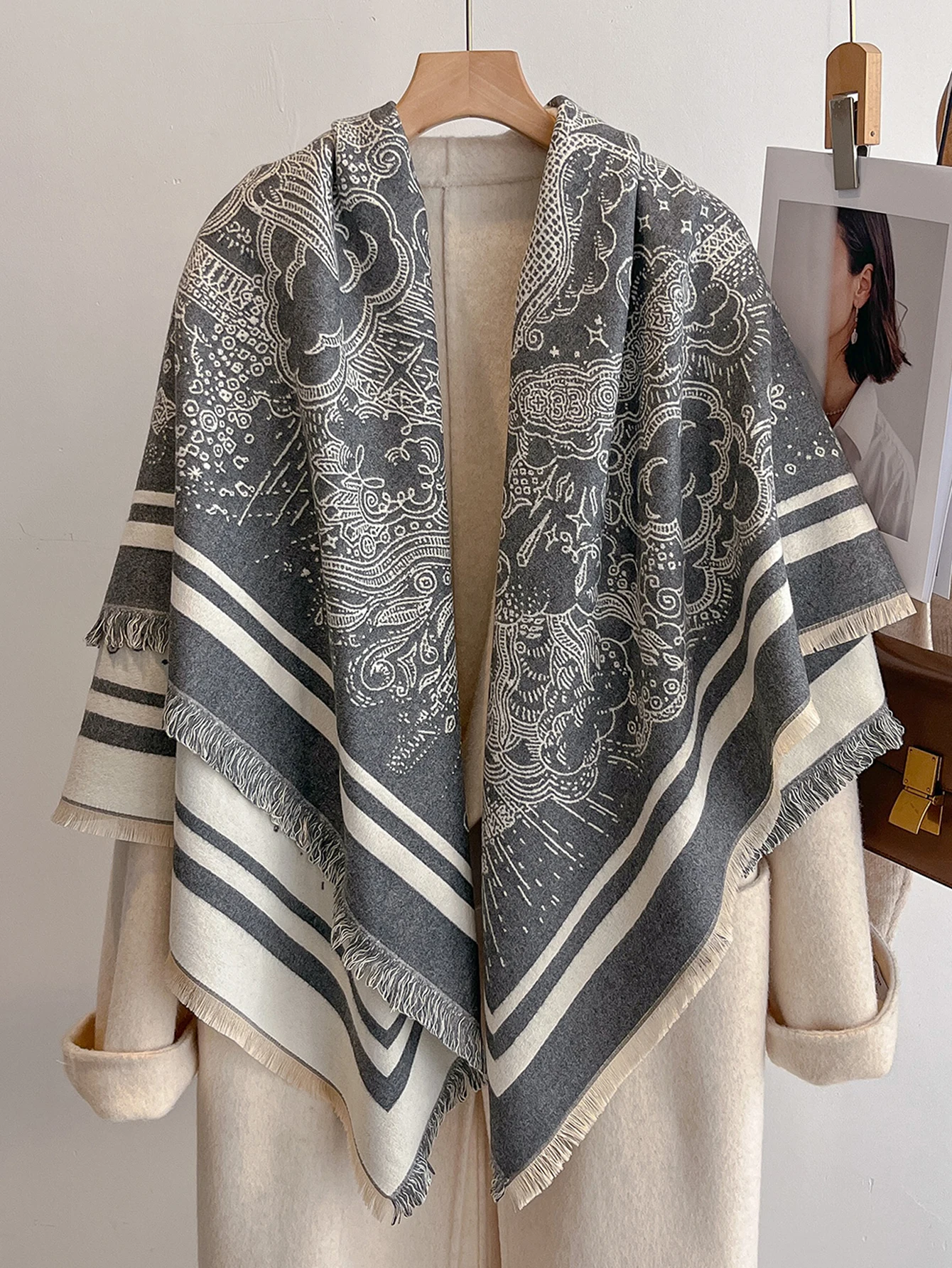 

Floral Print Tasseled Pashmina Shawl Wrap Bandana Poncho - Lightweight Fashionable Scarf for Women