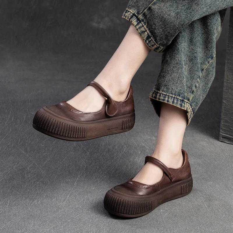 

2025 Spring New Retro Genuine Leather Shallow Flat Shoes Versatile Thick Sole Comfortable Women's Shoes
