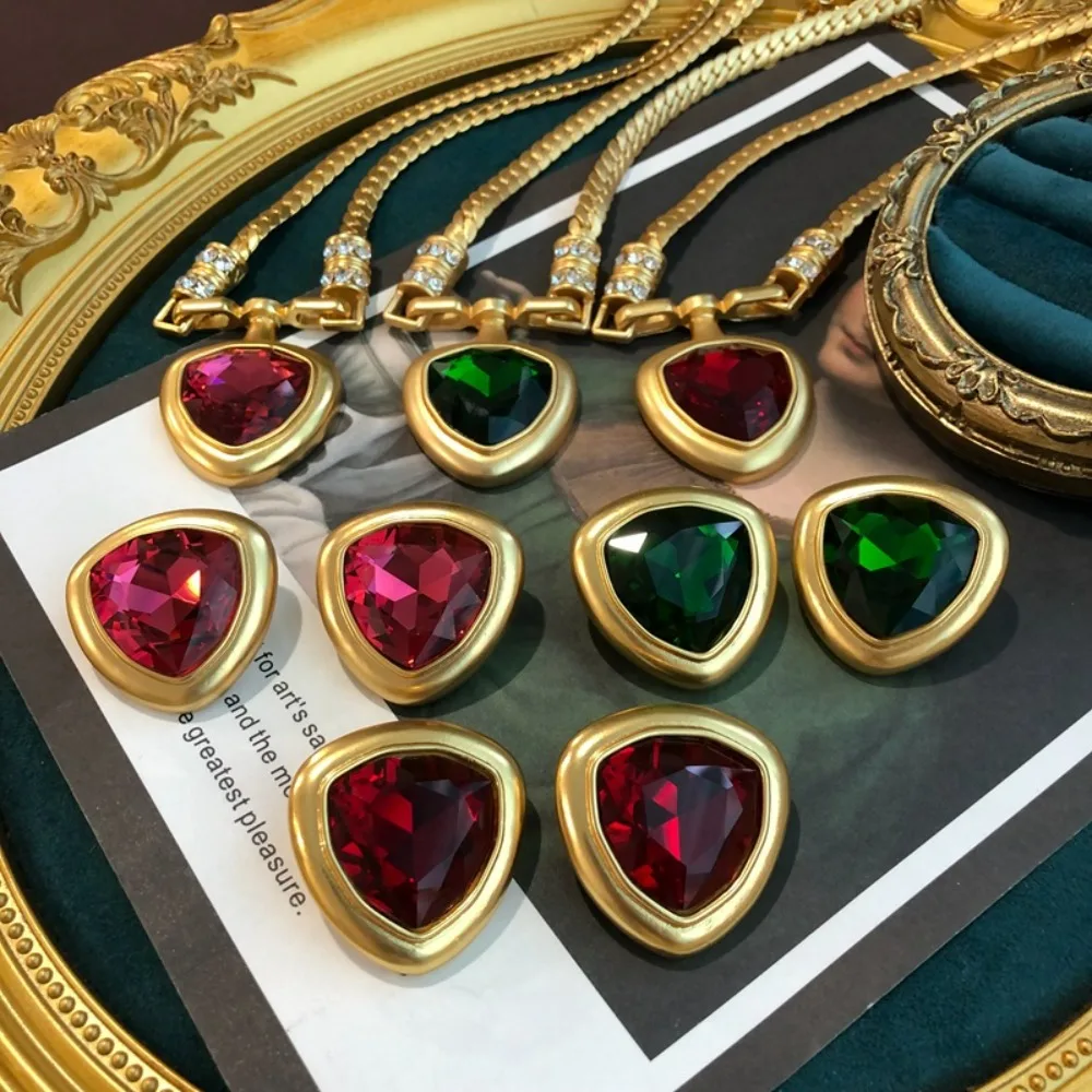 

New Trendy Rose Red Chinese Red Green Triangle Glass Stone Charming Temperament Versatile Heavy Statement Necklace Ear Clip Set