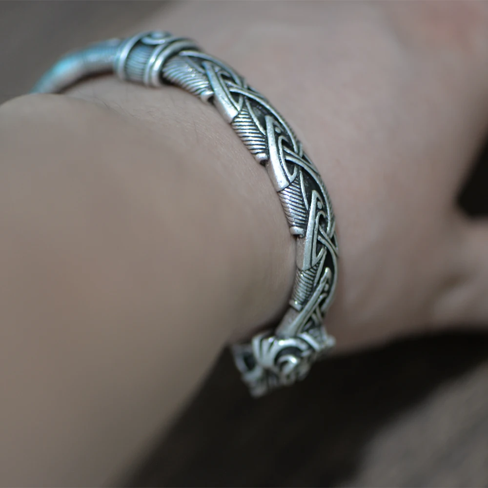 New Retro Norse Mythology Zinc-alloy Viking Odin Wolf Bracelet Punk Norse Man Viking Amulet Jewelry Man Bracelet Gift