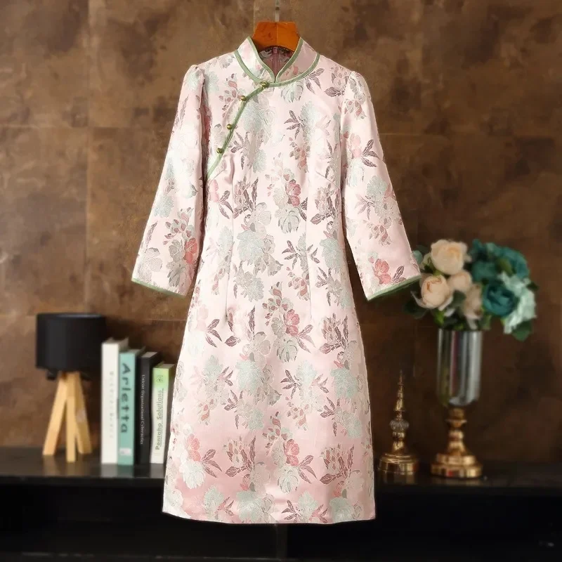 

2023Spring Autumn Qipao Hibiscus Jacquard New Stand Collar Slim Fit Dress Retro Elegant Three quarter Modified Sleeve China-Chic