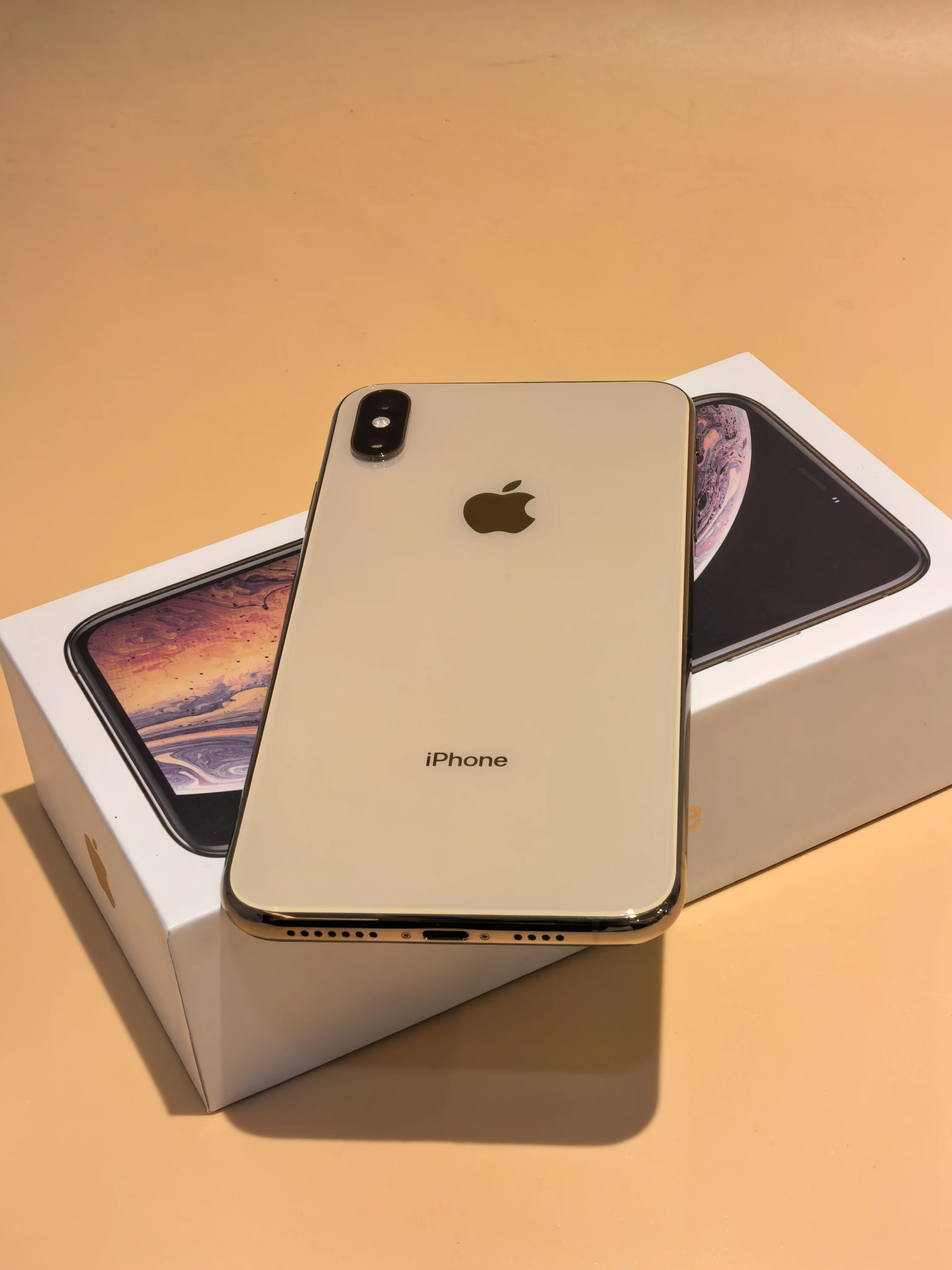 هاتف Apple iPhone XS Max بشاشة 6.5 بوصة وذاكرة وصول عشوائي 4 جيجابايت وذاكرة قراءة فقط 64 جيجابايت 256 جيجابايت هاتف محمول Hexa Core IOS A12 NFC LTE 4G مستعمل غير مقفول هاتف محمول أصلي #3
