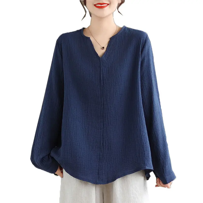 

Literary Pleated Texture and Linen T-shirt for Women in Spring and Autumn Loose V-neck Long-sleeved Top Temperament Small Shirt