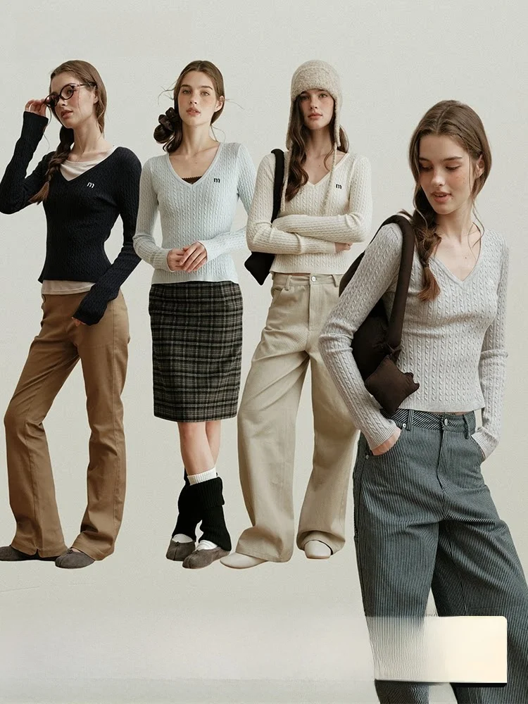 

Moonmoi Lovers' Thoughts Heavyweight Angora Wool V-ne Knit Soft Fce Feeling Casual Sle Embroidered Flower Casual Sweater
