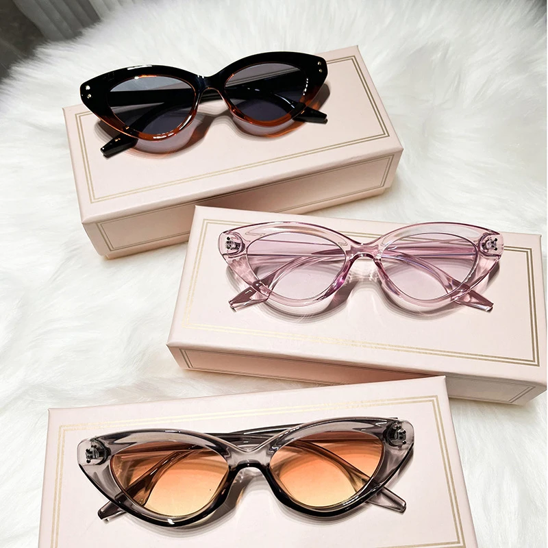 Cat Eye Fashion Vintage Sunglasses Women 2025 Luxury Brand Designer Punk Sun Glasses Trendy Sexy Ladies Small Frame Rivet Shades