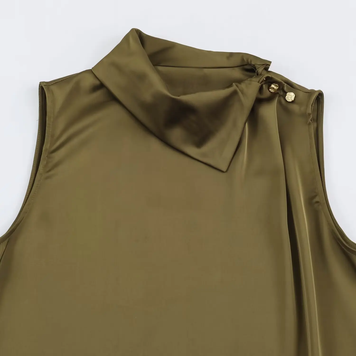 BSAY 2026 Neues Minimalistisches Satin-Zweiteiler-Set mit Drapierter Kragenpartie, Ärmellosem Oberteil mit Schulterknöpfen und Tailliertem Midi-Rock für Damen – Detail 10