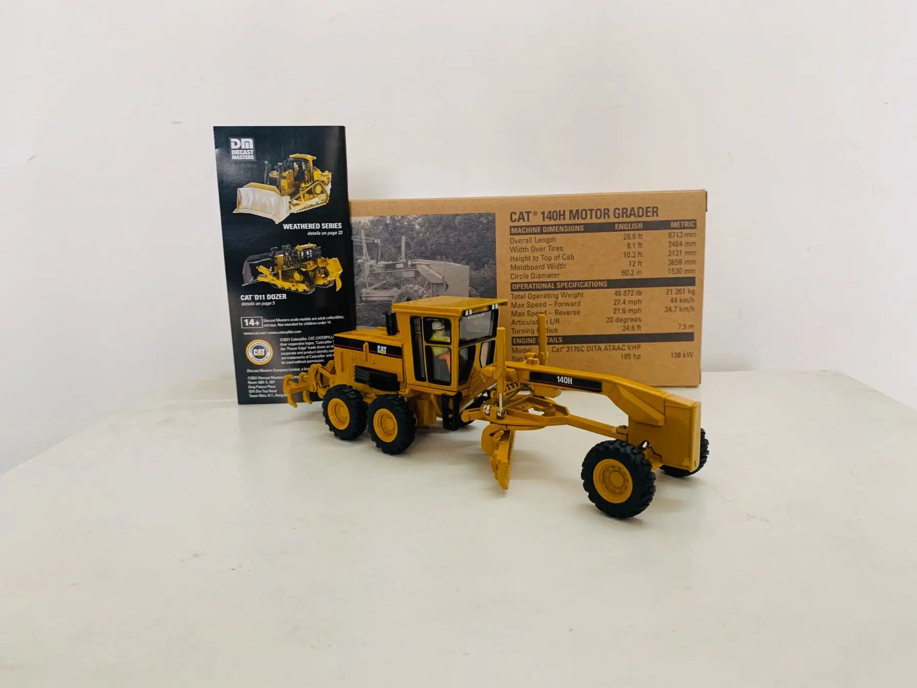 DM 140H 14M Motor Grader 1:50 مقياس معدني بواسطة DieCast Masters نموذج قابل للجمع هدية لعبة المشهد الديكور