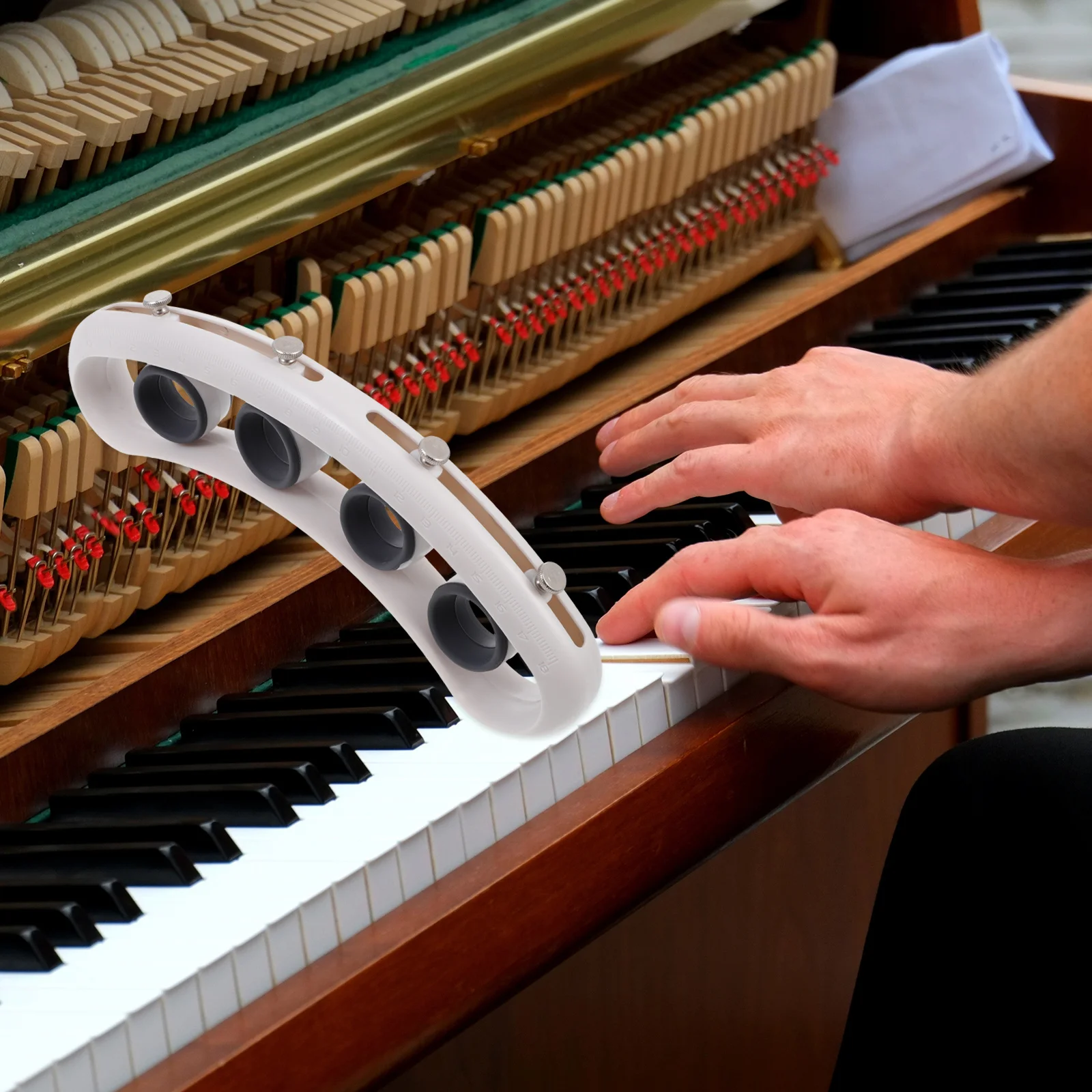

Finger Expansion Trainer Musical Instrument Accessories Expander for Beginner Guitar Tools Training