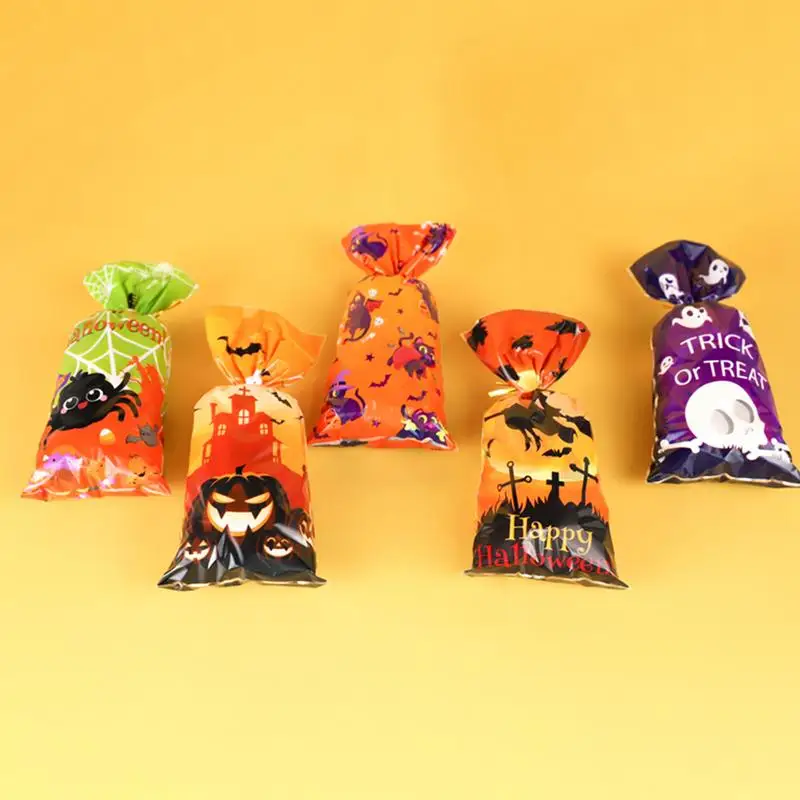 ハロウィーンの漫画のクッキーバッグ、スナックやクッキーのパッキング用の再封可能なセロハンバッグ、50個