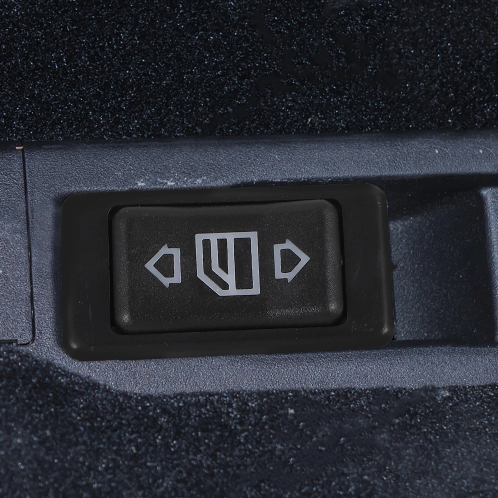 

Automobile Glass Lift Switch Control Button Panel Rear Power Electric Driver Passenger Side Plastic Durable Long for Automotive