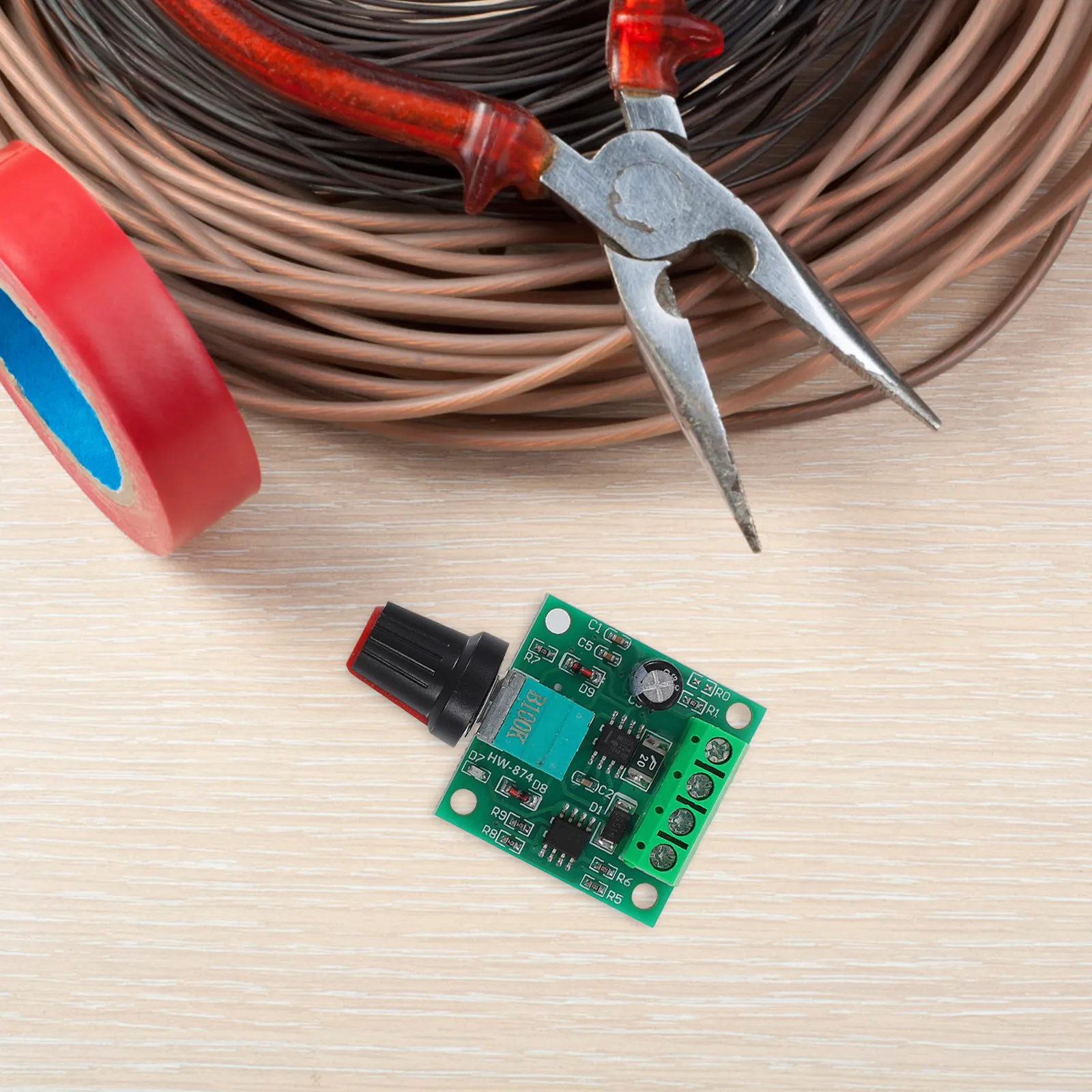 Dc Motor Speed Controller Pwm Module Adjustable 1.8V-12V Low Voltage Motor Speed Regulator with Self-Reset Fuse