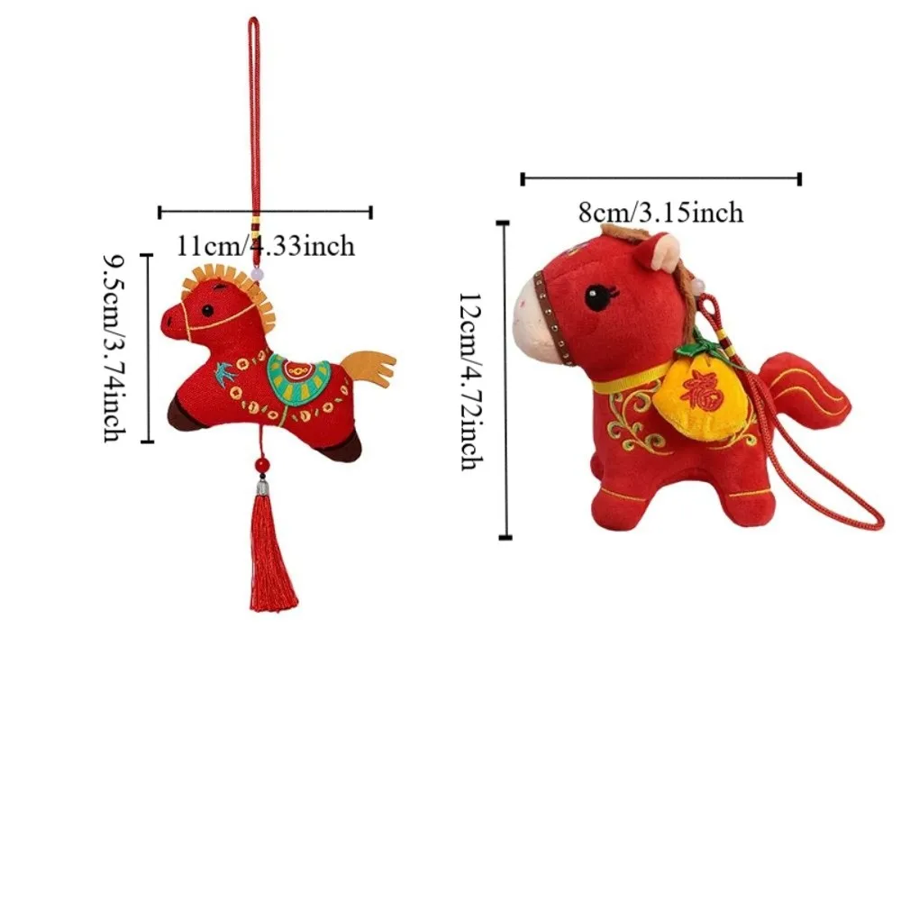 Tradicional dos desenhos animados cavalo recheado pingente vermelho sorte pônei boneca de pelúcia bordado bonito chinês zodíaco cavalo boneca decoração para casa