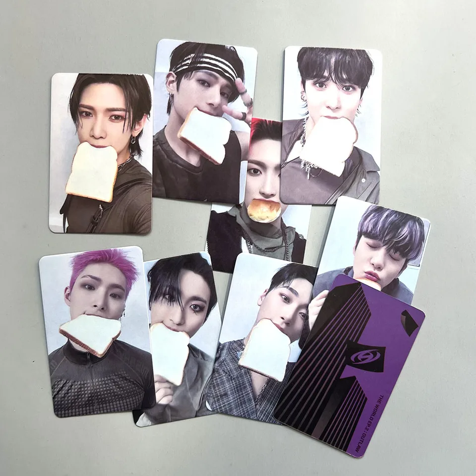 8Pcs/Set KPOP ATEEZ THE WORLD EP2 OUTLAW Album Bread Selfie LOMO