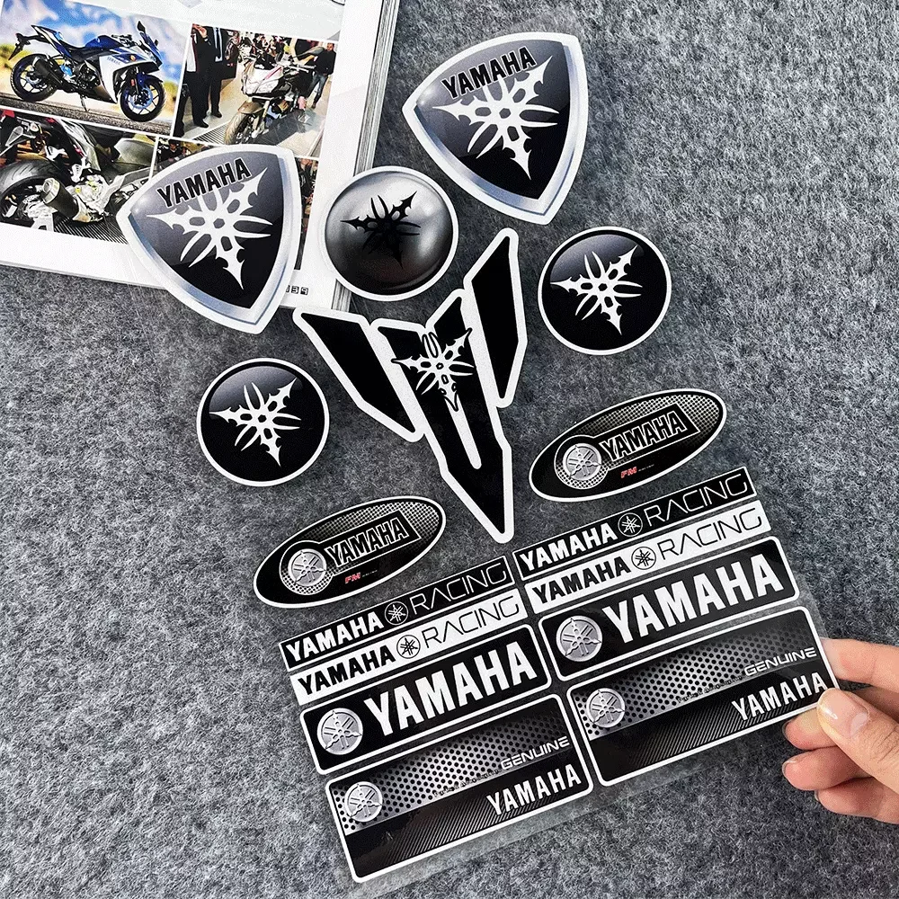 النمط الياباني دراجة نارية الشارات عاكس الجسم ملصقات السيارات خوذة شرائط السلامة ركوب والعتاد لتحسين الرؤية