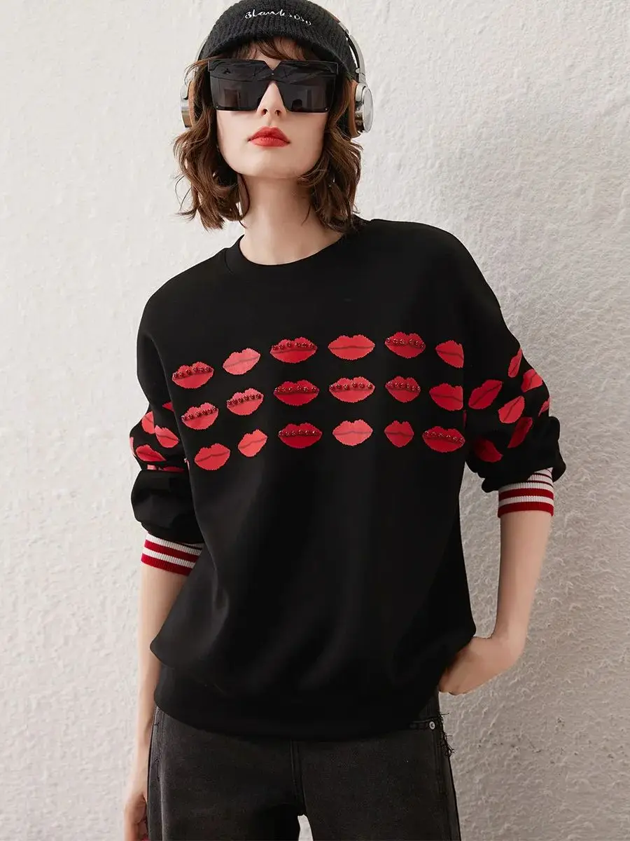 LOUIS YAO Women Sweatshirt 2023 Autumn Long Sleeve Round Neck Heavy Beaded Lips Pattern Loose Fit Top