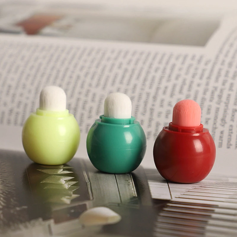 فرش شفاه صغيرة من السيليكون/النايلون على شكل قرع، أداة وضع أحمر الشفاه المحمولة وبلسم الشفاه مع غطاء أداة تلطخ مثالية