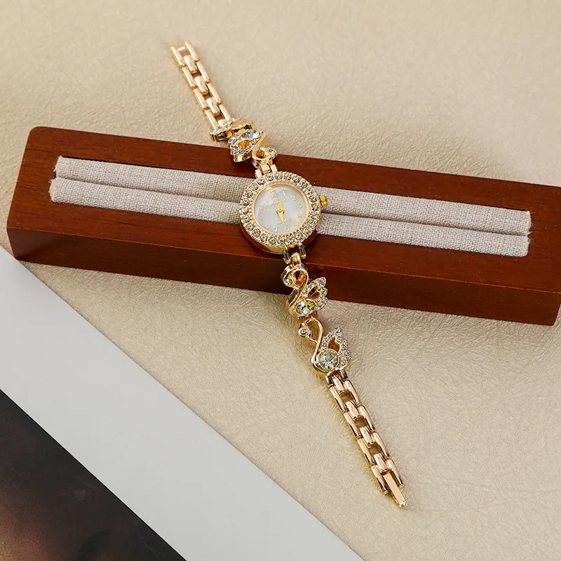 Женские простые браслеты с маленьким циферблатом и бриллиантами в виде лебедя, модные роскошные женские кварцевые часы reloj mujer