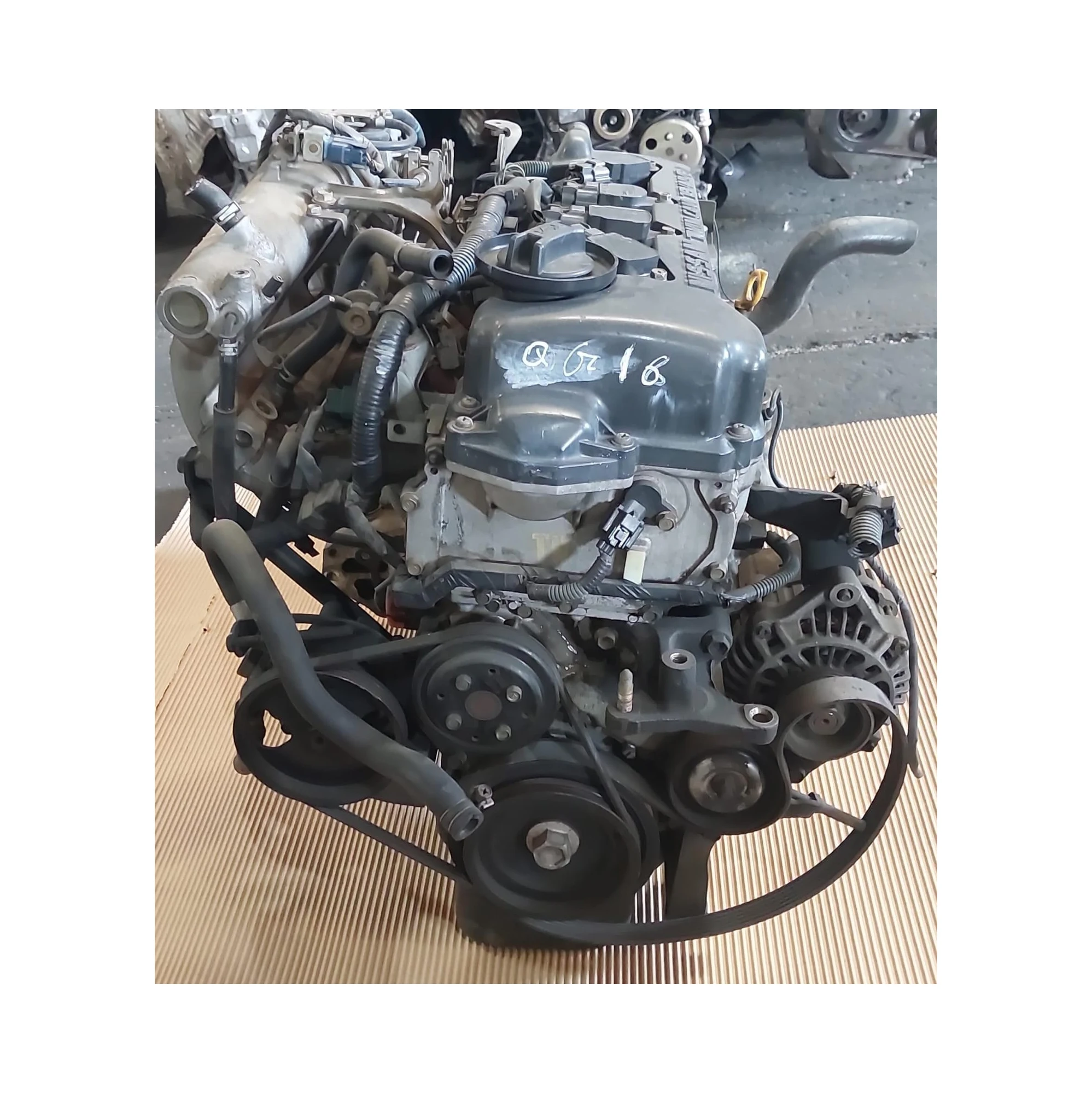 Complete HR15 engine assembly with throttle body and injectors