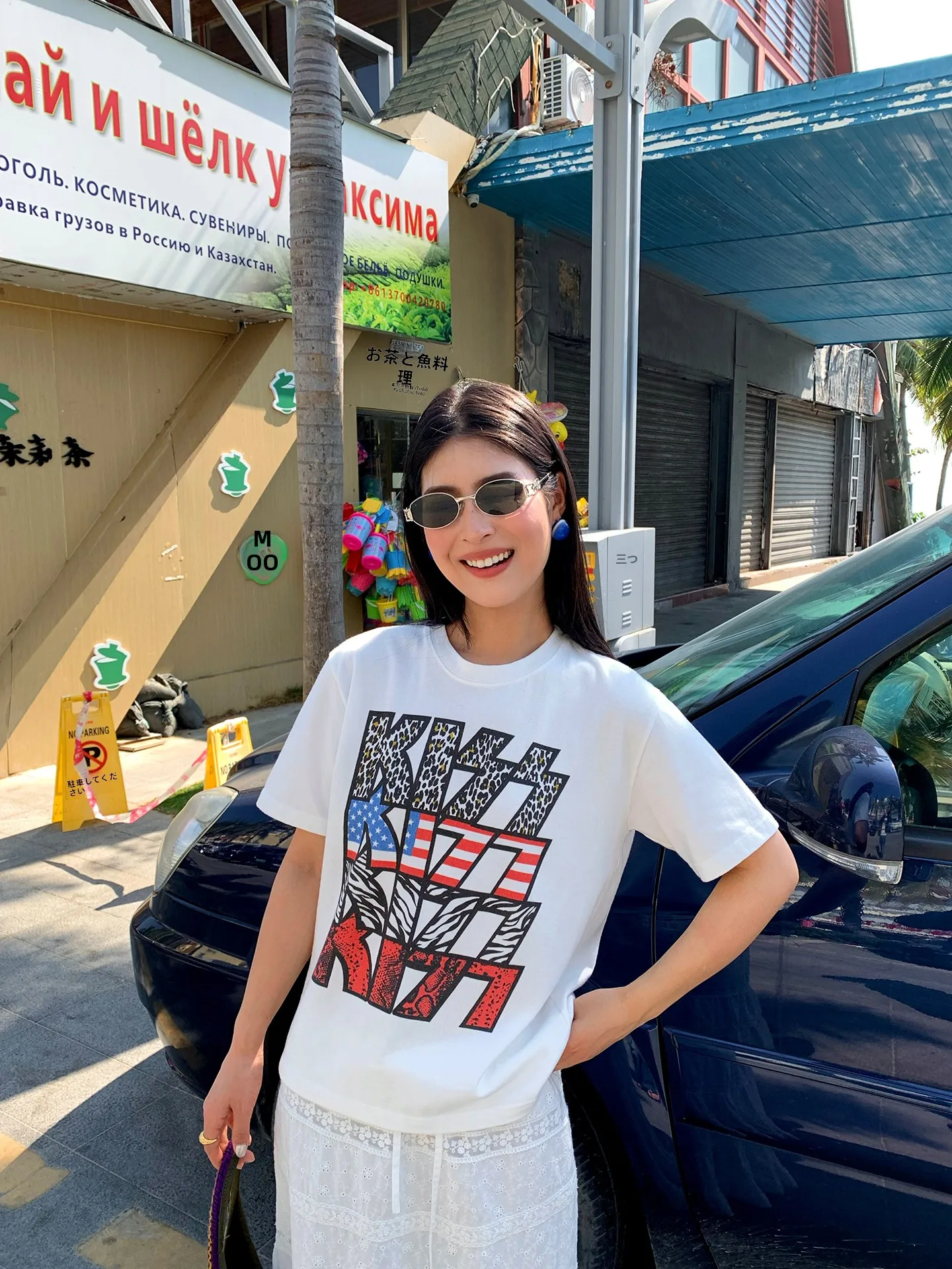 

Свободная белая футболка с принтом для женщин, повседневная, весенняя, новый дизайн, дышащий хлопок, круглый вырез, топ