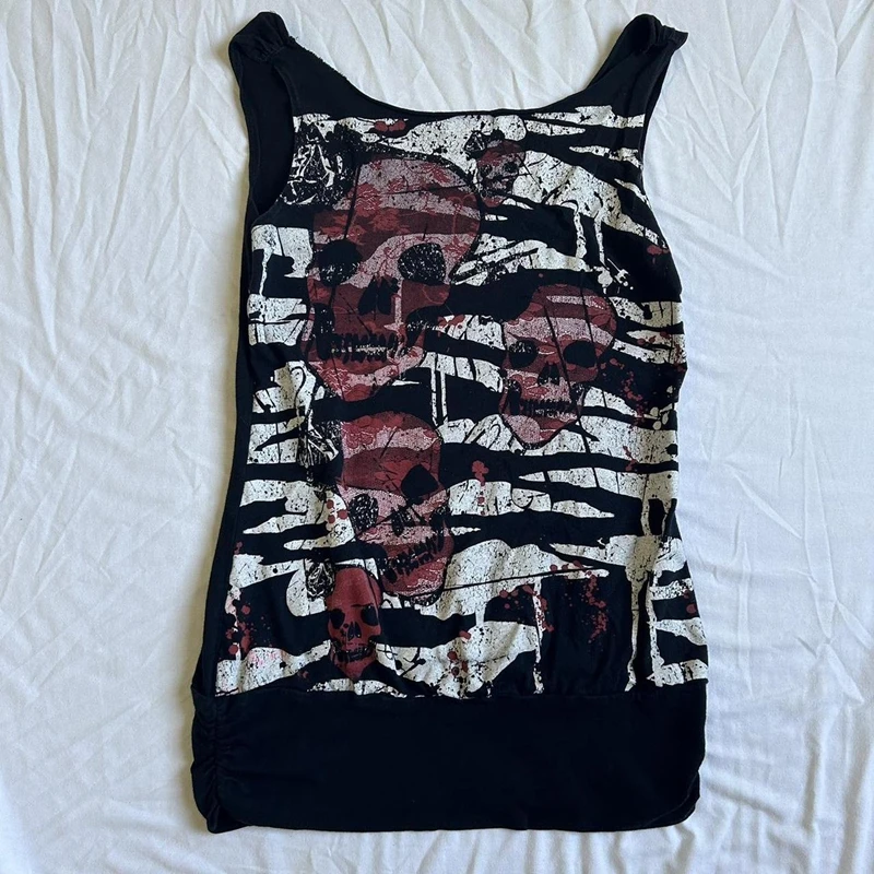 E-girl Gothic Cyber Mall Streetwear Y2K Grunge Skull Emo Tank Tops Women Sleeveless Vest 2000s Retro Graphic Kawaii Crop Tops