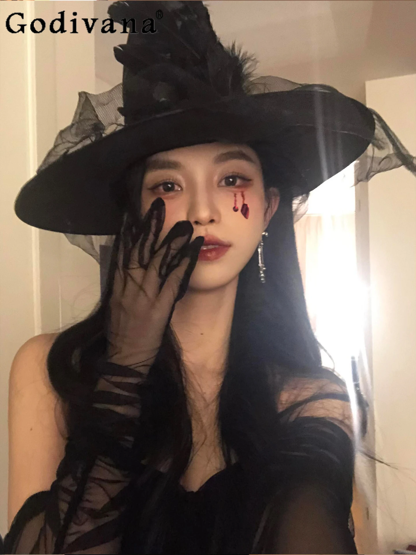 

Хэллоуин Косплей Костюм Головные Уборы Черное Перо Сетка Ведьма Волшебная Шляпа Опора Темная Готическая Шляпа