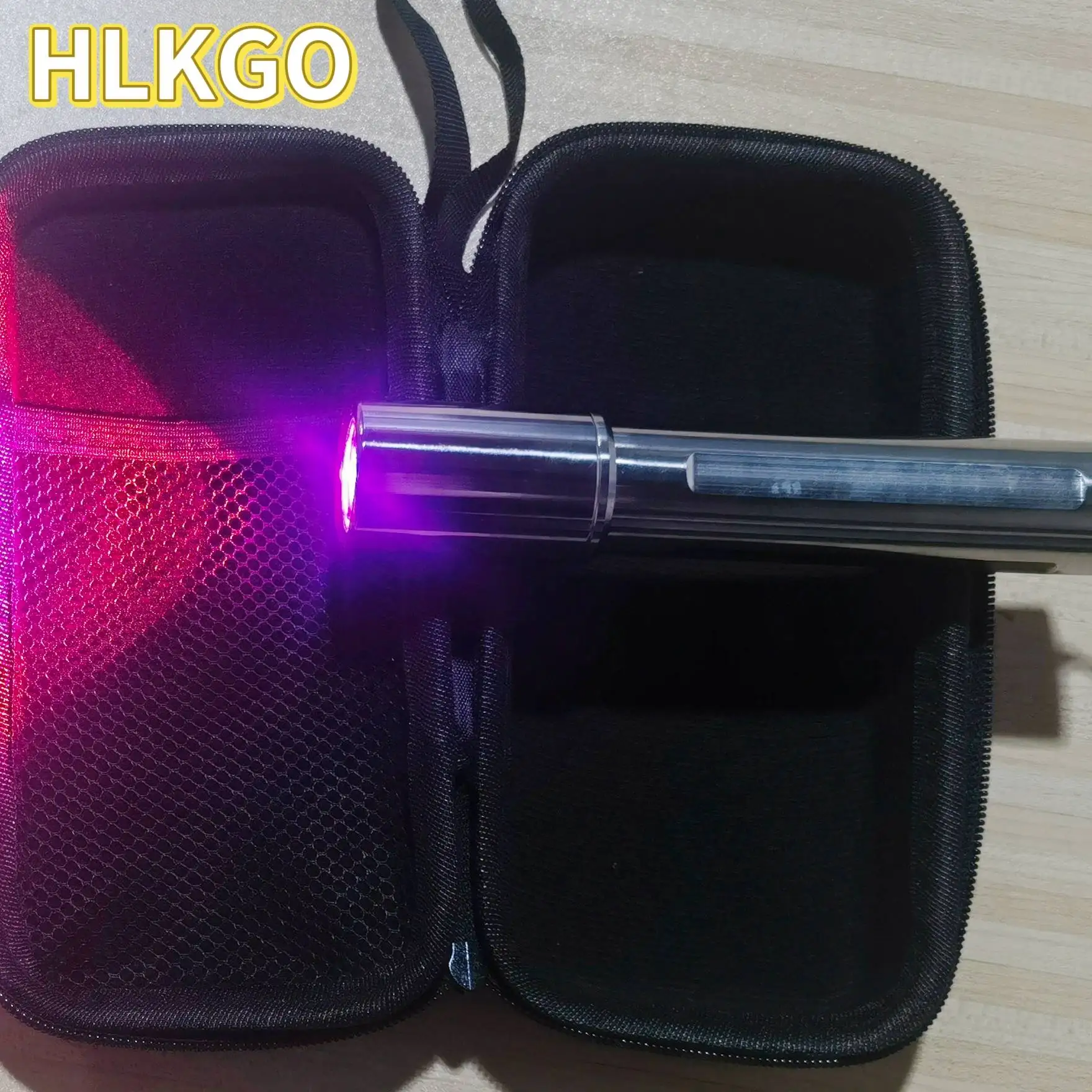 

Терапия красным светом клинического класса — портативное устройство с 5-мя медицинскими длинами волн для профессиональных результатов