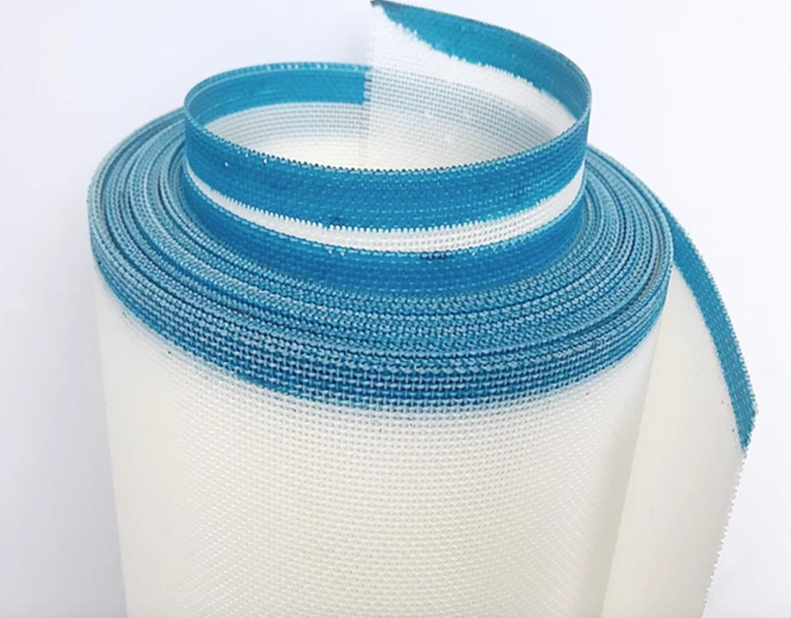 

Customized Polyester Mesh Belt Flat Woven Square Mesh Conveyor Belt Temperature Resistant Food Drying Filter Dehydration Belt