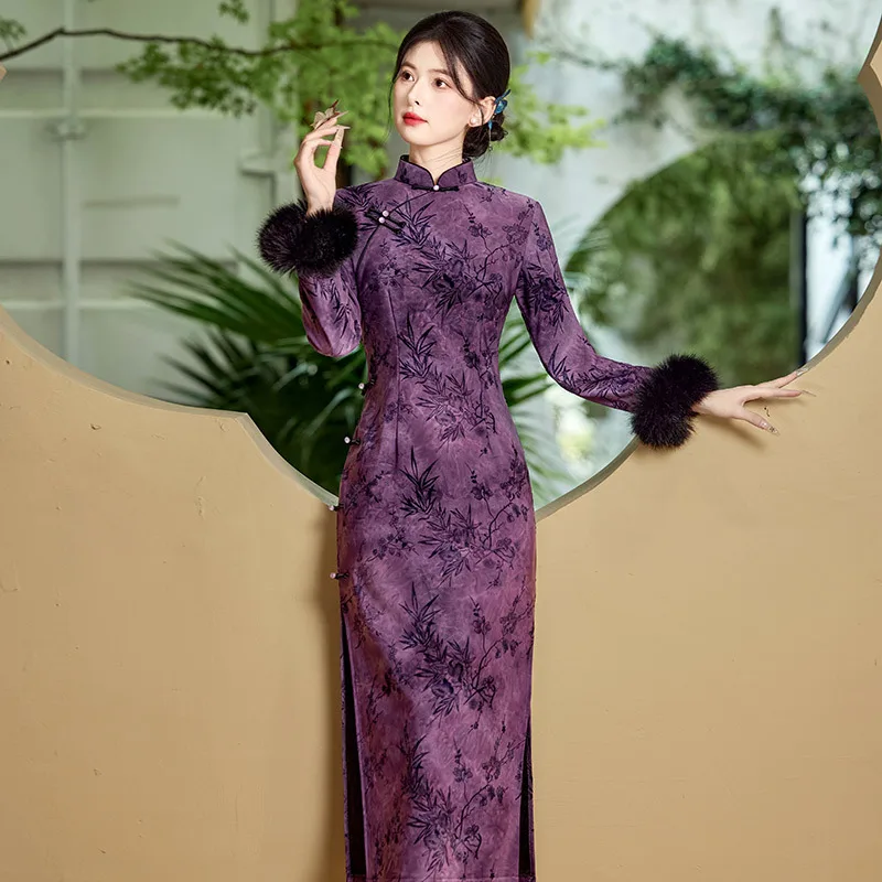 

Purple Chinese Style Long Sleeved Cheongsam 2025 New Item for Young Women Retro Slim Fit Autumn Winter Jacquard Qipao