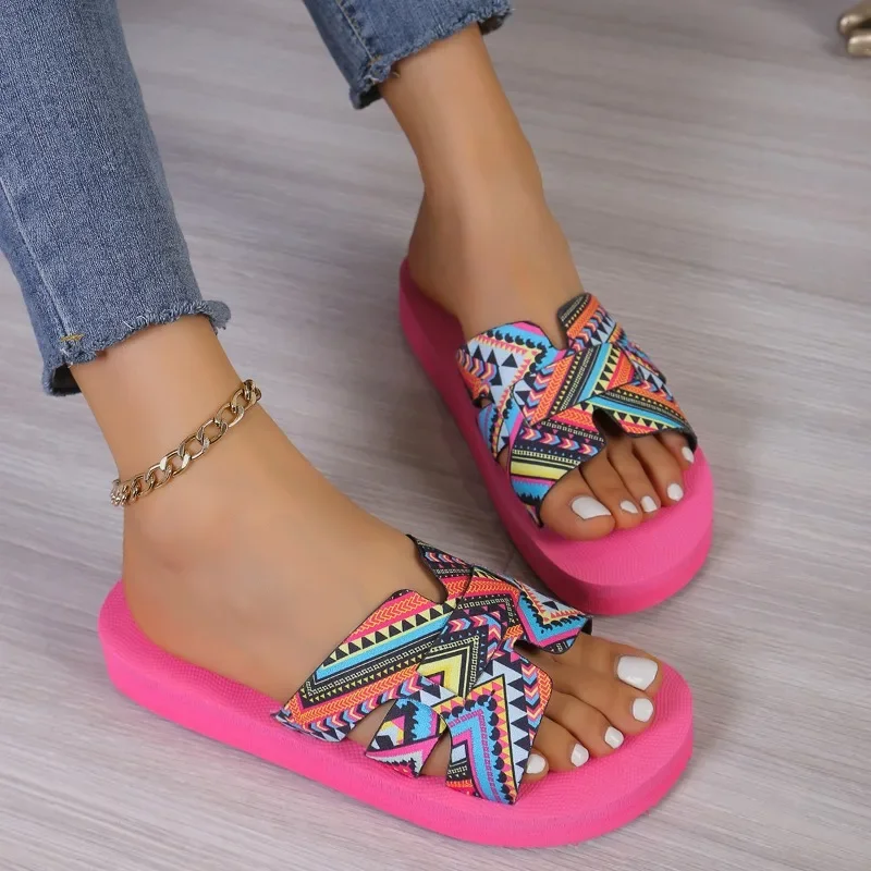 

2024 Fashion Printed Flat Slippers for Women Summer New Open Toe Sandals Ladies Flip Flops Brand Beach Slippers Zapatos De Mujer