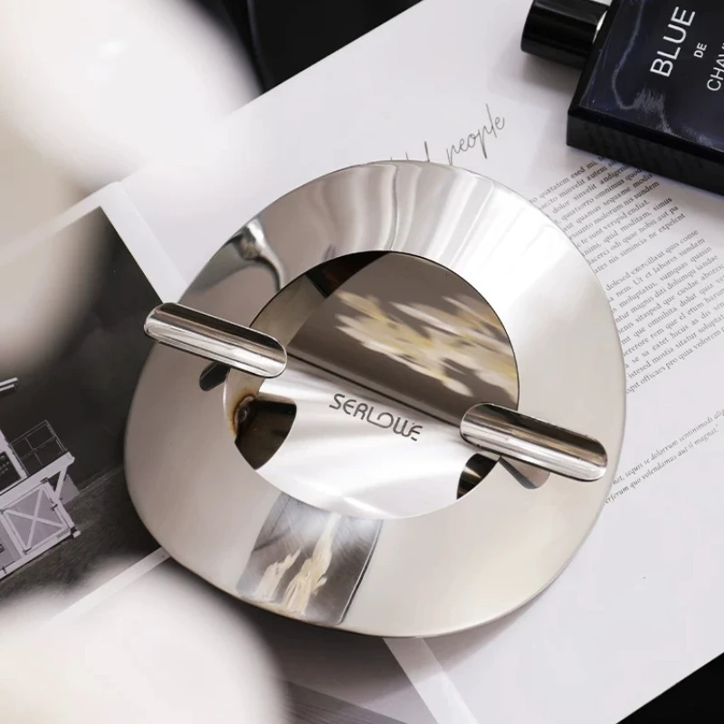 Modern Luxury Stainless Steel Ashtray Anti Fly Ash Cigarette Tray Silver Desktop Ornament Minimalist Art Decor for Office
