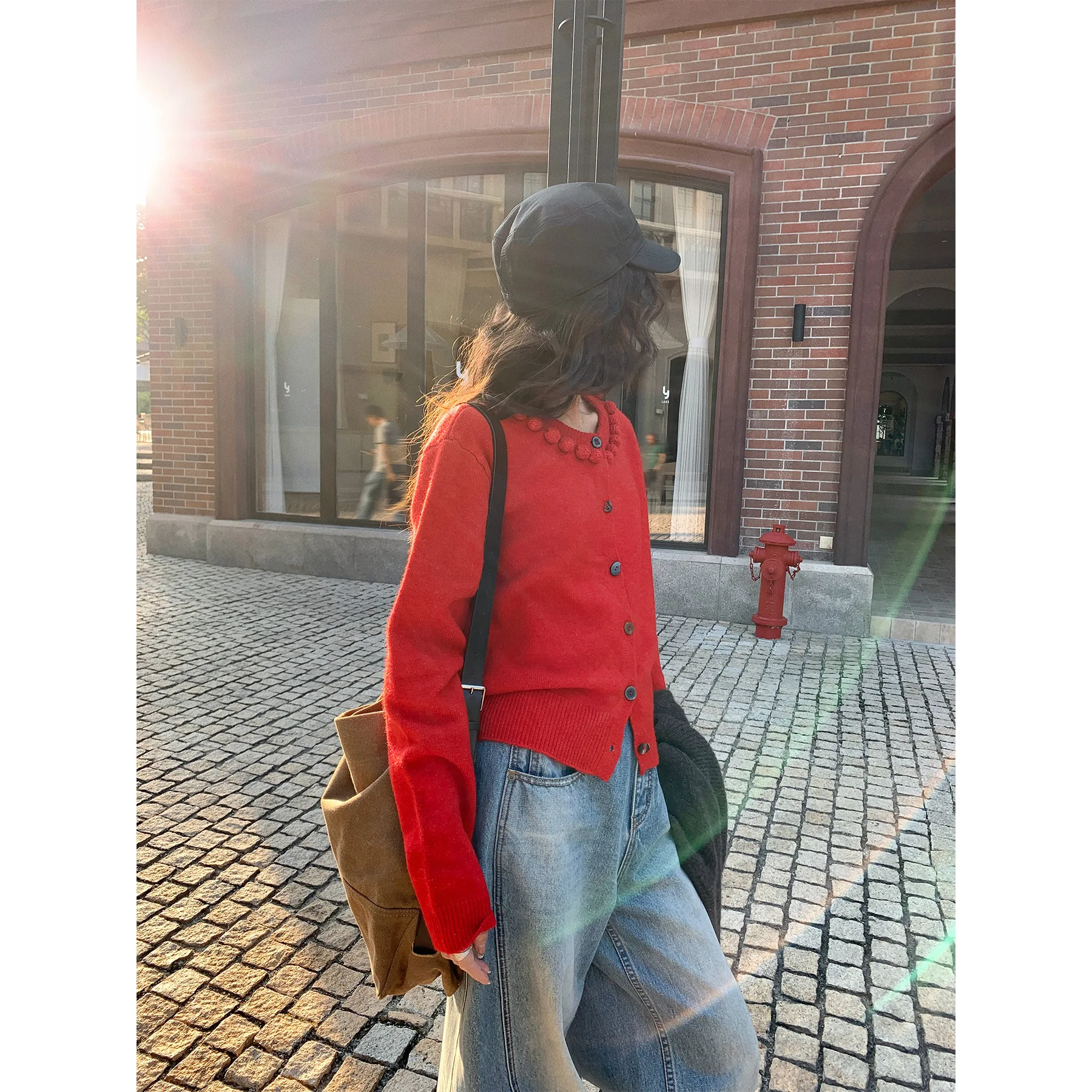 

2025 Hand-hooked Pompom Round Neck Knit Cardigan Fair Isle Sweater for Women New Style Autumn Winter