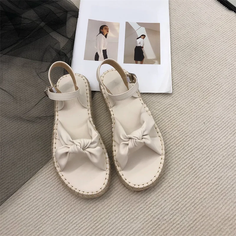 2024 Sandals Ladies Shoes Summer Cross Clogs With Heel Suit Female Beige New Outside Gladiator Comfort Fashion Thick Black Beach