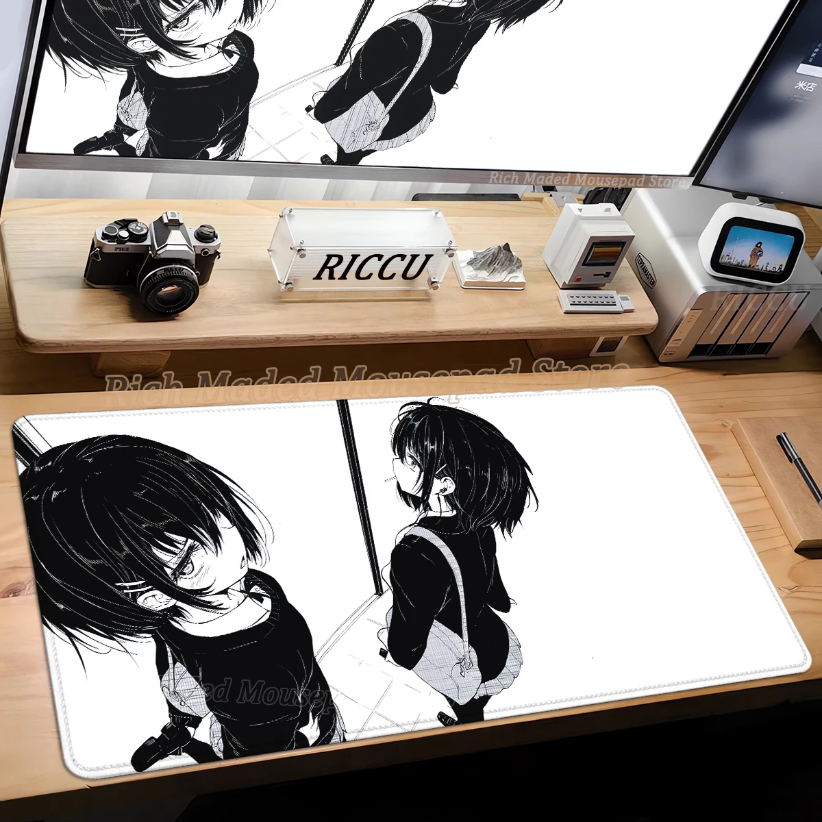Black and White Anime Girl Table Mat Large Mouse Pad Office Keyboard Locking Edge Desk Mat Gaming Accessories Non-slip Mousepad
