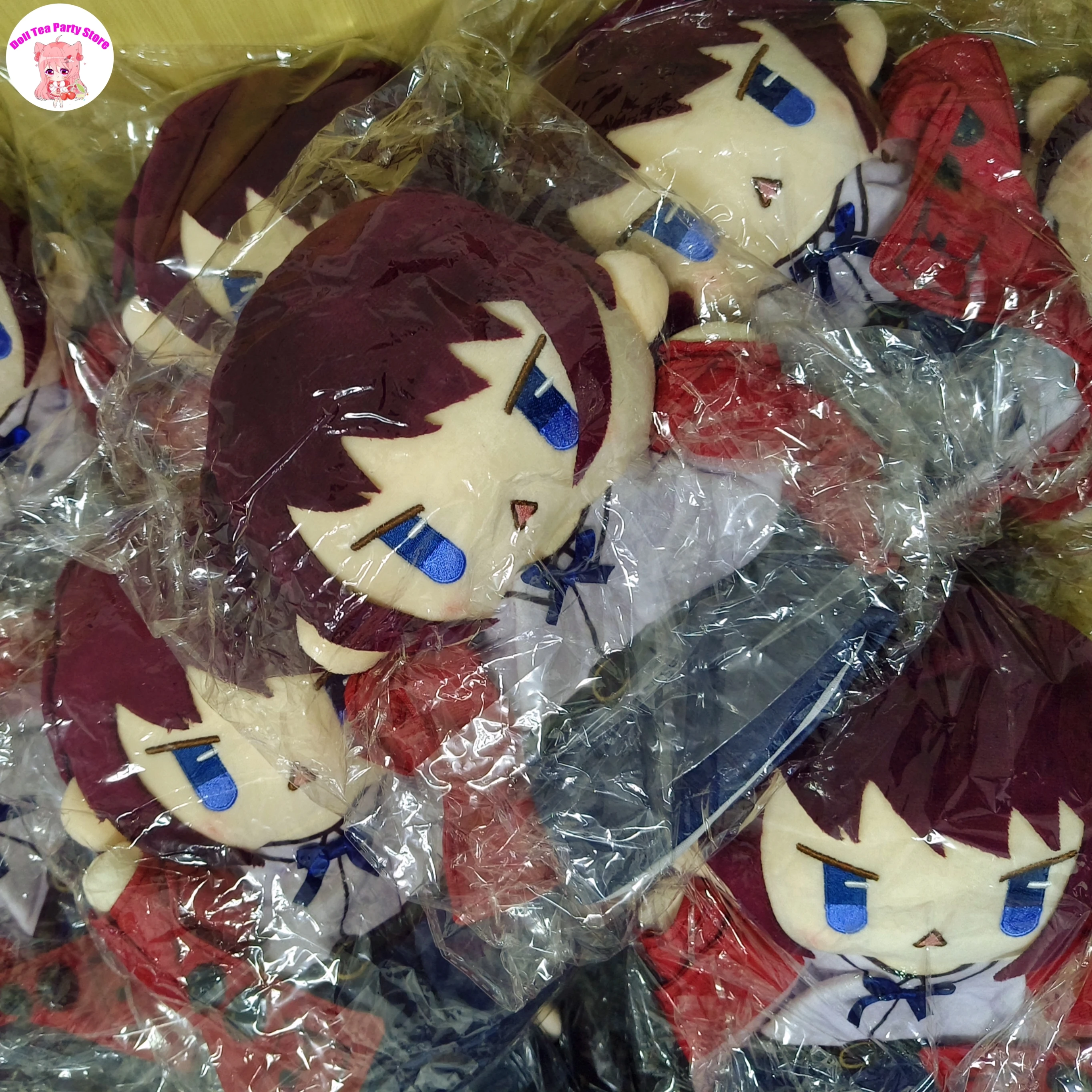 

Anime GIRLS BAND CRY CKAWARAGI MOMOKA ISERI NINA Q Version Adorable Hand Puppets Plush Cotton Doll Figures Toy Maumet Gift