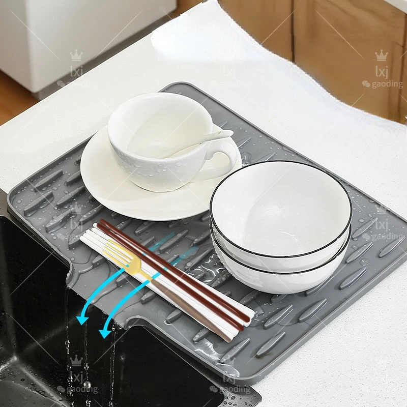 2025 Dish Drying Mat No Spill Silicone Drying Slope Drain Pad Heat Resistant Multi-Function Countertop Protector Kitchen Gadget