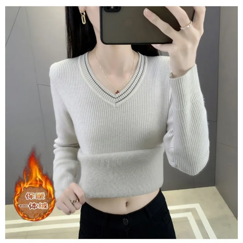 

Autumn and Winter V-neck One-piece Velvet Knitted Bottoming Shirt for Women Slim Fit Top