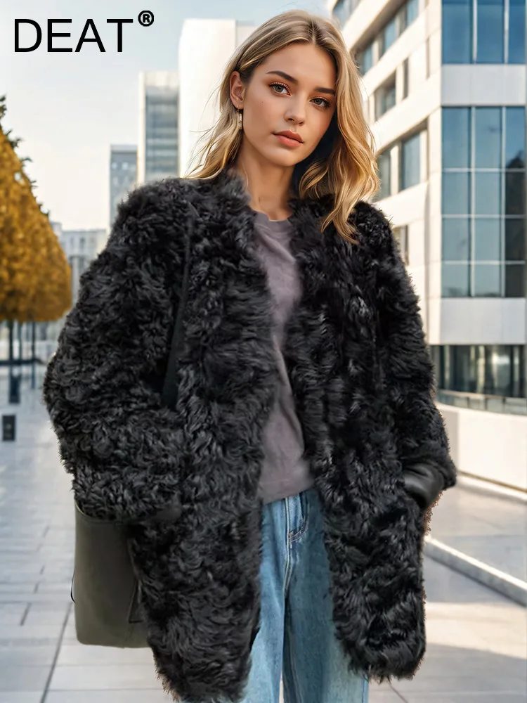 DEAT Fashion Black Lamb Fur Jacket Women\'s Round Neck Loose Long Sleeve Thick Plush Coat Winter 2024 New Tide 7AB6281