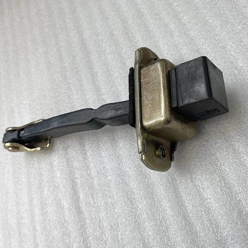 1Pc for Changfeng Leopaard Feiteng H77 fashion edition CS7 door limiter telescopic rod door pull rod 6400 hinge