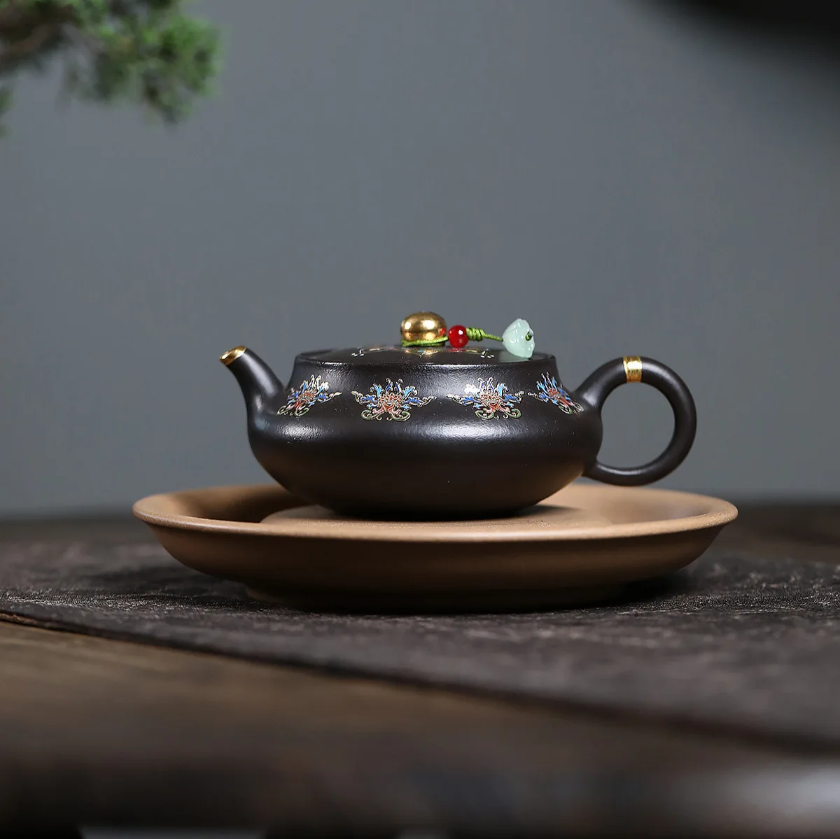 

Handmade Yixing Purple Clay Pot Famous Restore Burning Enamel Color Drawing Golden Plate Open Cover Ball Hole 190C