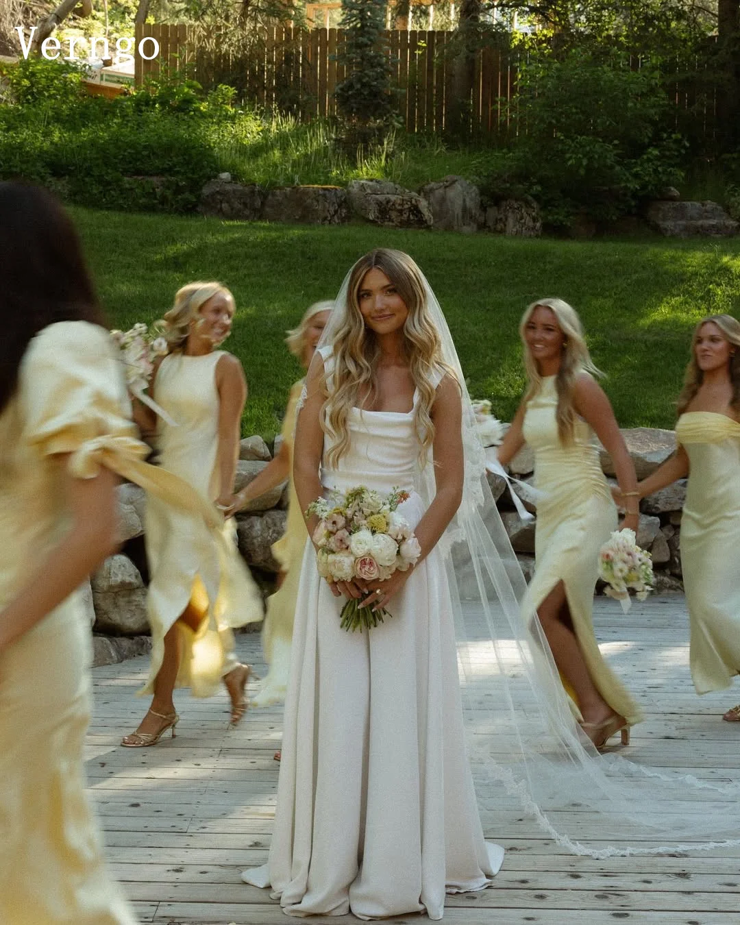 Verngo-vestido de novia de crepé marfil, tirantes finos, línea A, vestidos de novia elegantes para mujer, vestidos de novia con tren personalizado