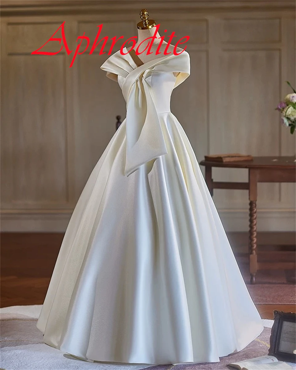 

Customized Temperament White Satin Evening Dress Graceful Strapless Off the Shoulder Sleeveless Lace Up Back Wedding Dress