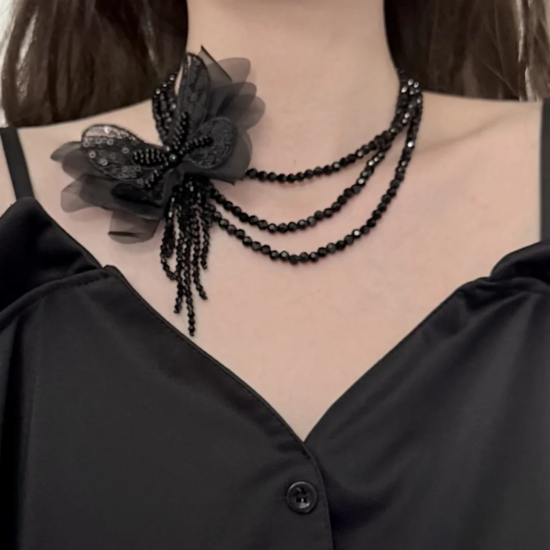 

DUTRIEUX New Trendy Black Crystal Bead Fabric Butterfly Tassel Necklace Choker Women's Multi-layer Clavicle Chain Jewelry Gifts