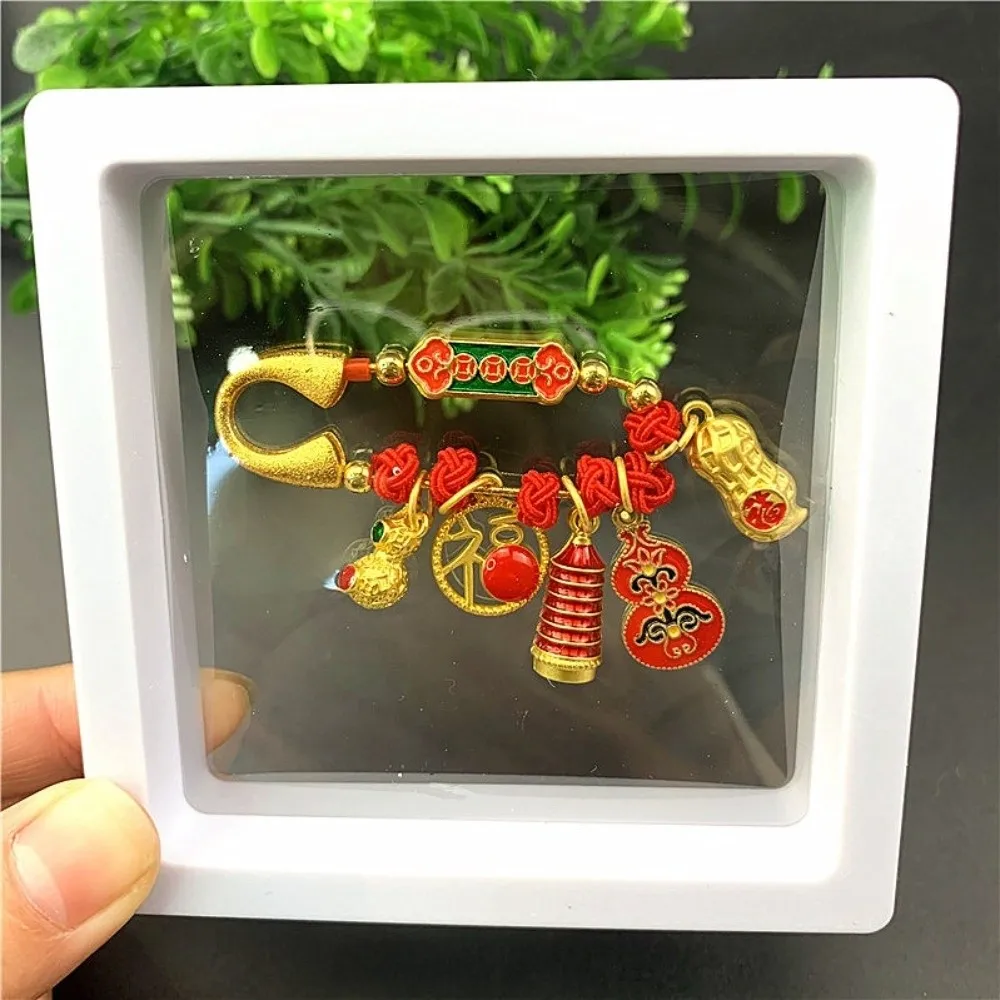 Chinese Style Red Lucky Brooch Pin Clouds Peace Lock Geometric Alloy Keychain Pendant Ancient Method Gold Alloy Pin