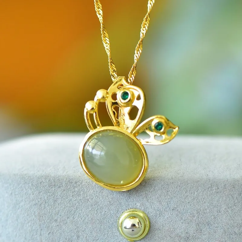 

Exquisite Copper Inlaid Hetian Jade Filigree Colored Zirconium Jade Pendant