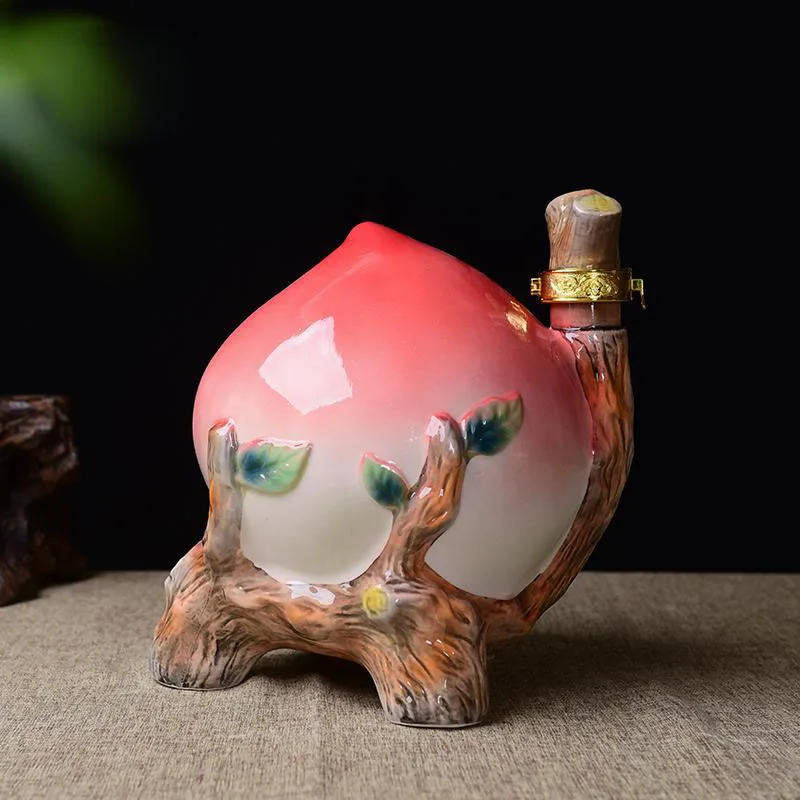 

Jingdezhen Enamel Colored Ceramic Beautiful Wine Bottle Creative Decoration Wine Bottle Decoration Colorful Peach Wine Pot ZE19