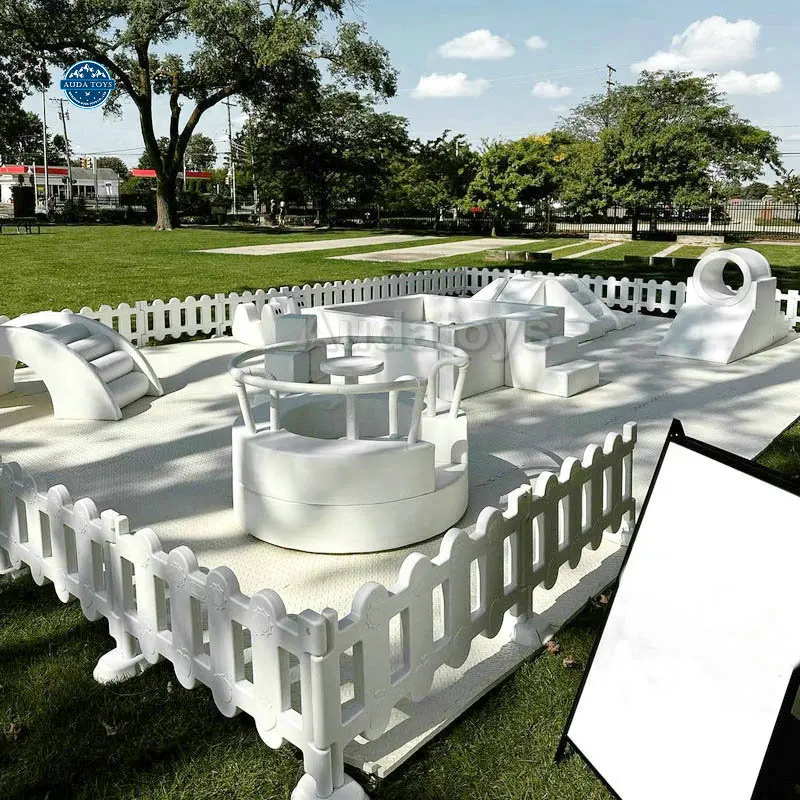 Large Luxury White Soft Play Carousel Set For Kids Indoor/Outdoor Play Area School Shopping Mall Party Rental Equipment 16-20ft